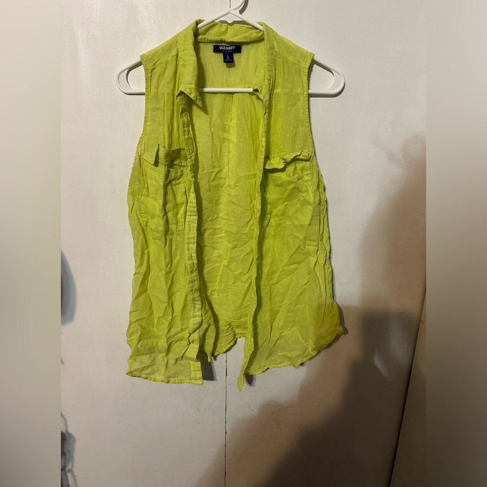 Old Navy Yellow Sleeveless Large Top